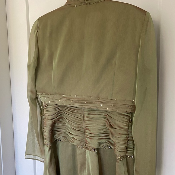 Formal Gown & Jacket Bellisima - Picture 5 of 11